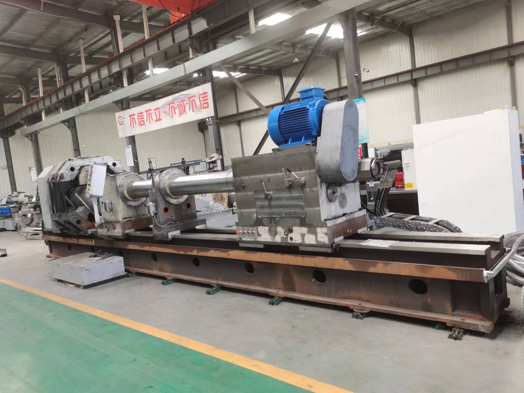 发往美国的深孔套料机床