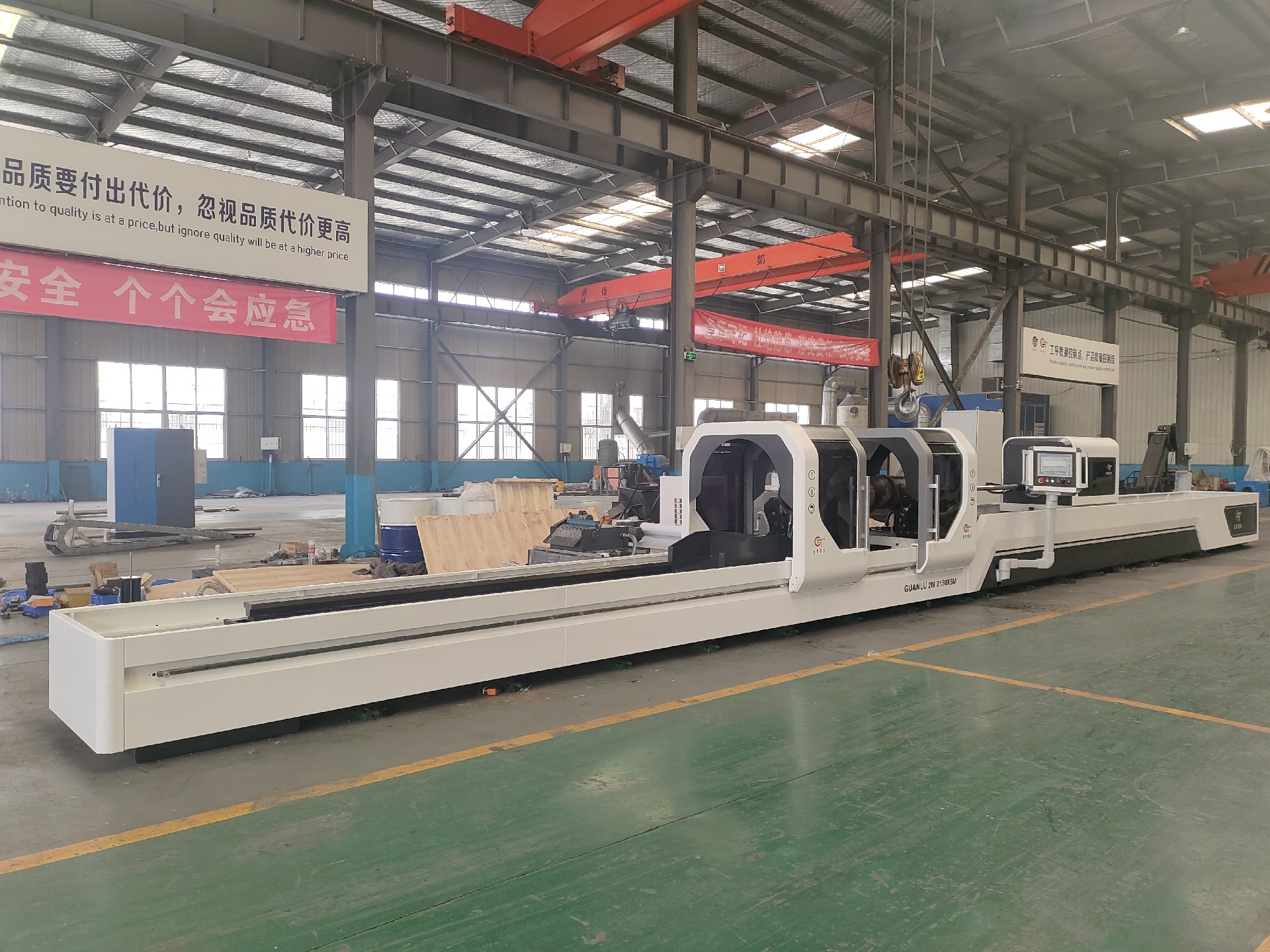 新型珩磨机孔径一致性可达0.2-0.3mm