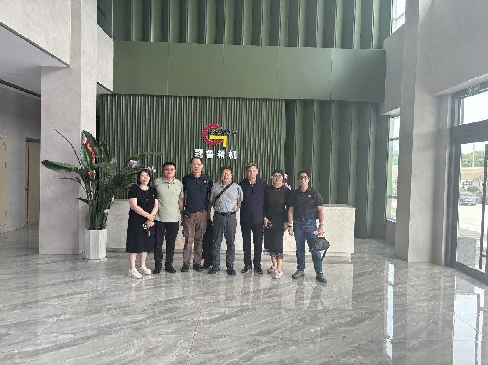深化国际合作，共拓全球市场---美国代理合作伙伴一行到访我司